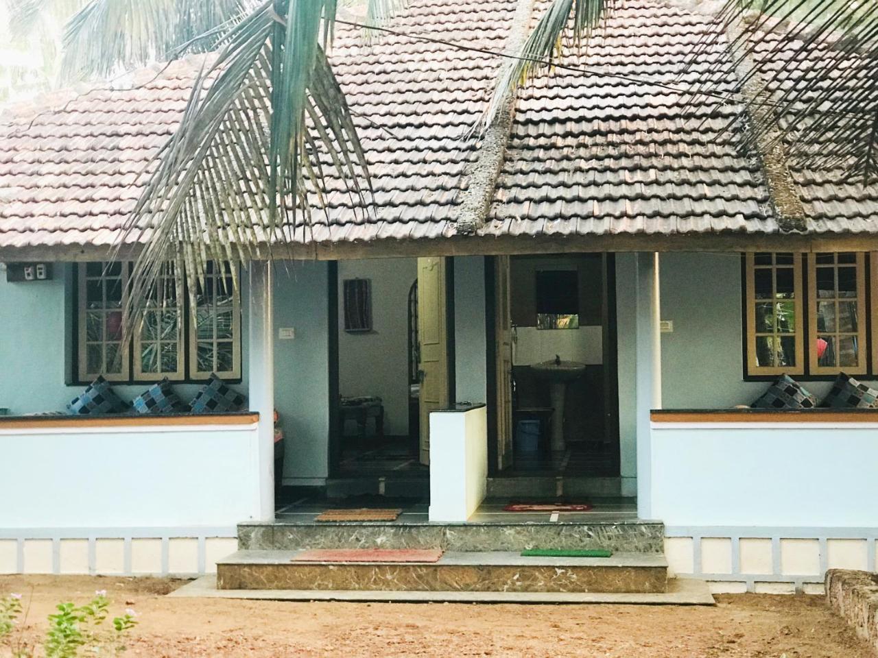 Hotel Om Star Beach Cottage Gokarna  Eksteriør bilde