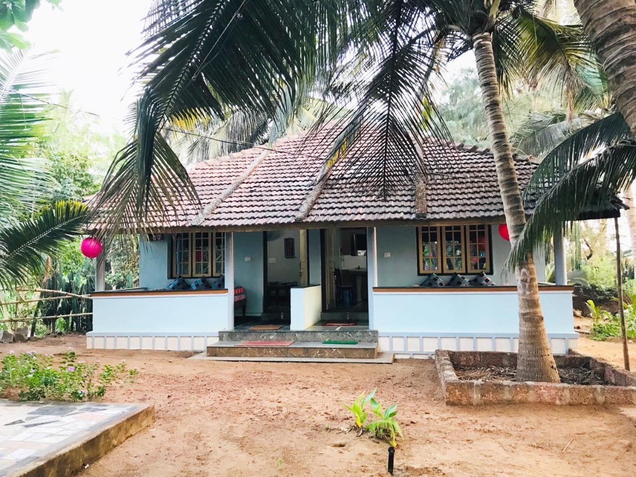 Hotel Om Star Beach Cottage Gokarna  Eksteriør bilde