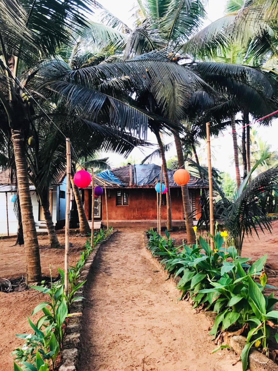 Hotel Om Star Beach Cottage Gokarna  Eksteriør bilde