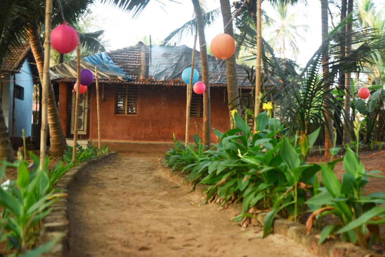 Hotel Om Star Beach Cottage Gokarna  Eksteriør bilde